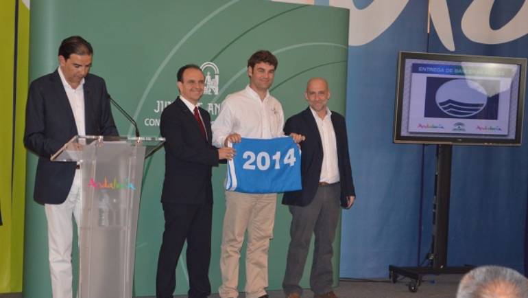 DELIVERY OF BLUE BANDERA TO THE SPORTS PORT OF THE DUQUESA