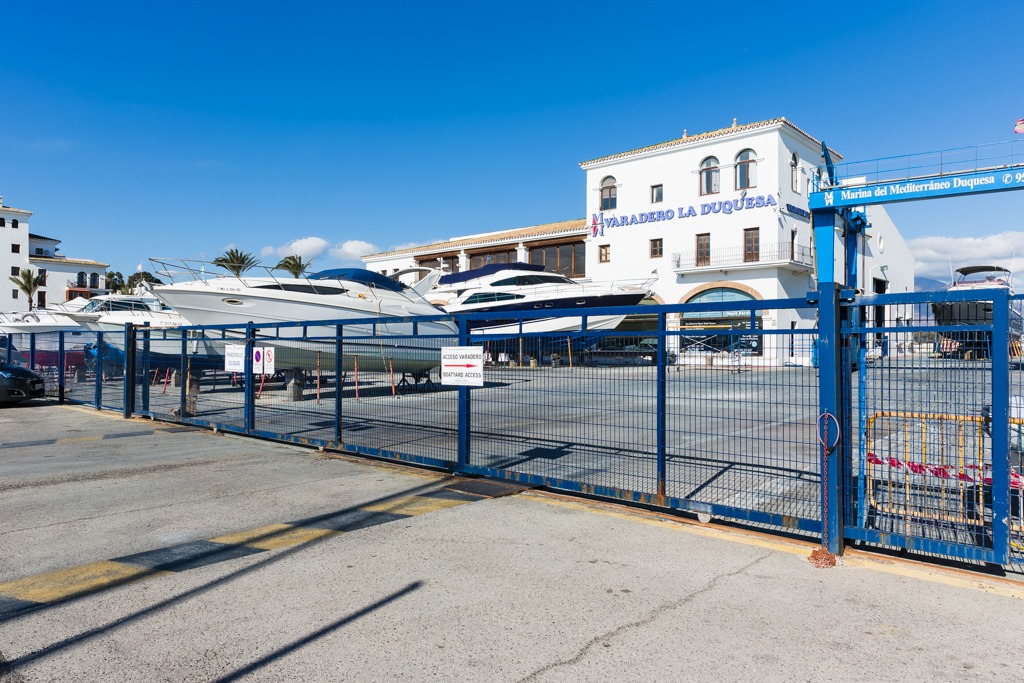 Marinas del Mediterráneo makes improvements in the varadero area of Puerto de La Duquesa