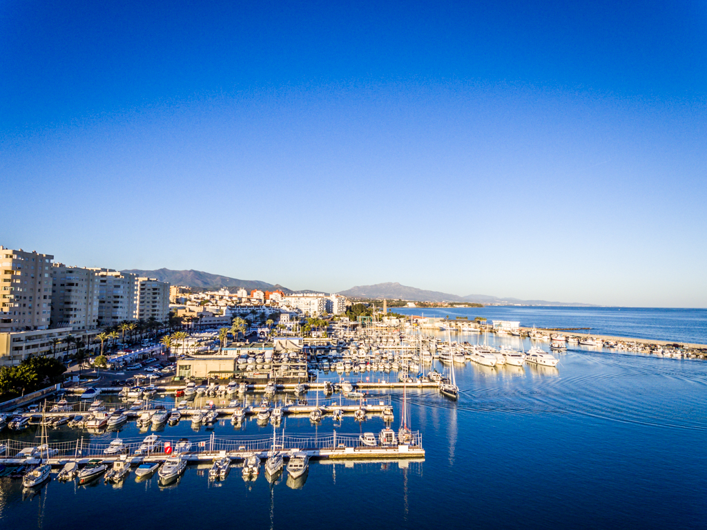 The Marina of Estepona collaborates with the XI Interclubs of the Strait