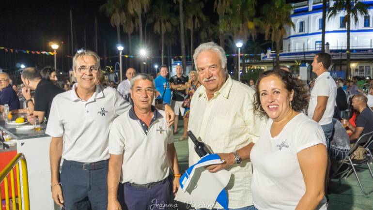 Marinas del Mediterráneo agasaja a clientes y proveedores con la tradicional ‘Sardinada’