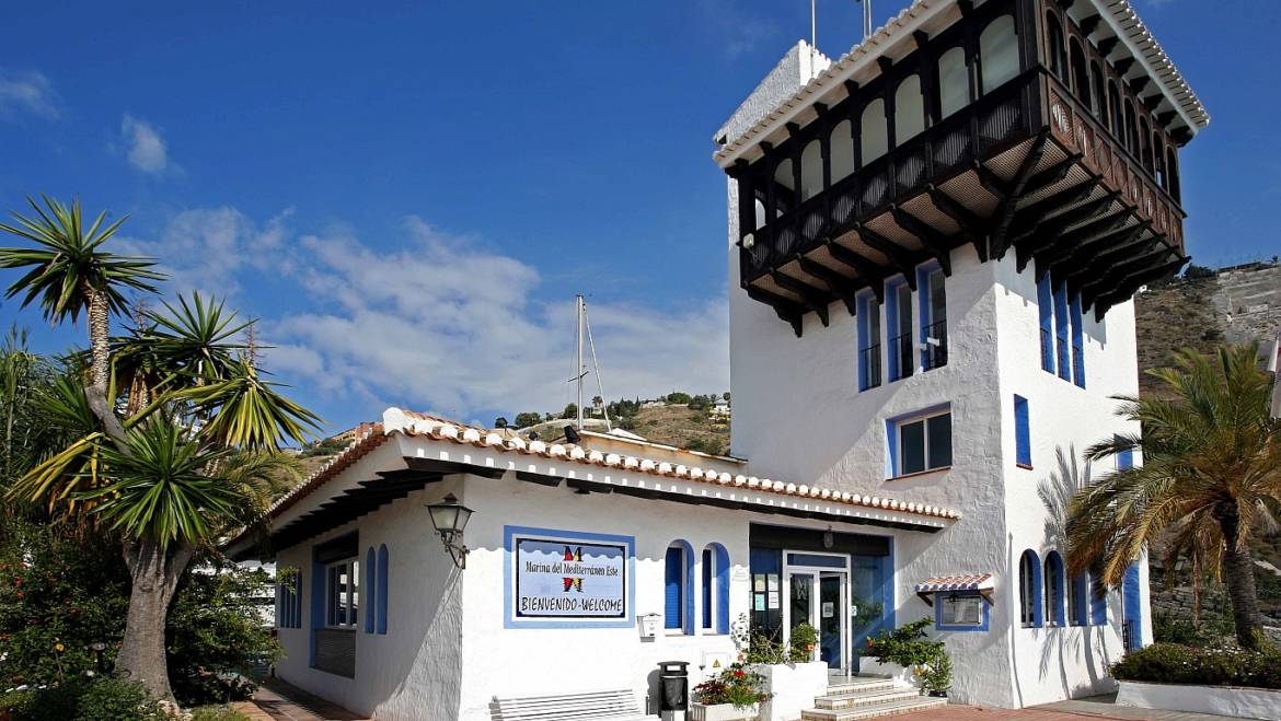 Reopening of the supermarket in Marina del Este