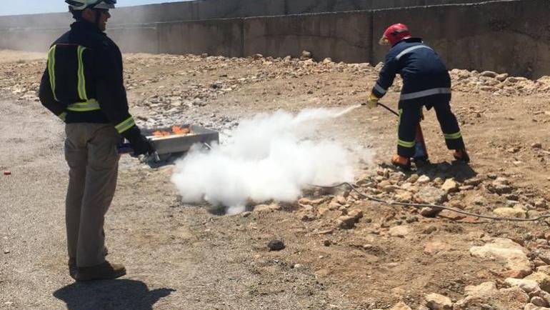 Marina del Este staff attends training on fire fighting and management of hydrocarbons