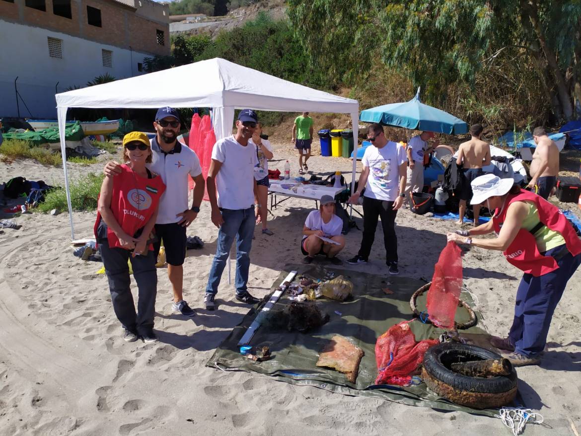 Limpieza-fondos-5-de-octubre-Marina-del-Este-59.jpeg