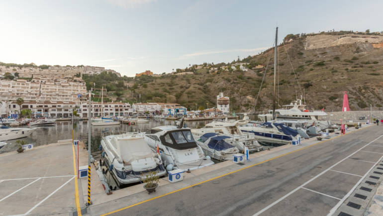 Mediterranean Marinas envisages the renovation of the entire security camera system at Marina del Este